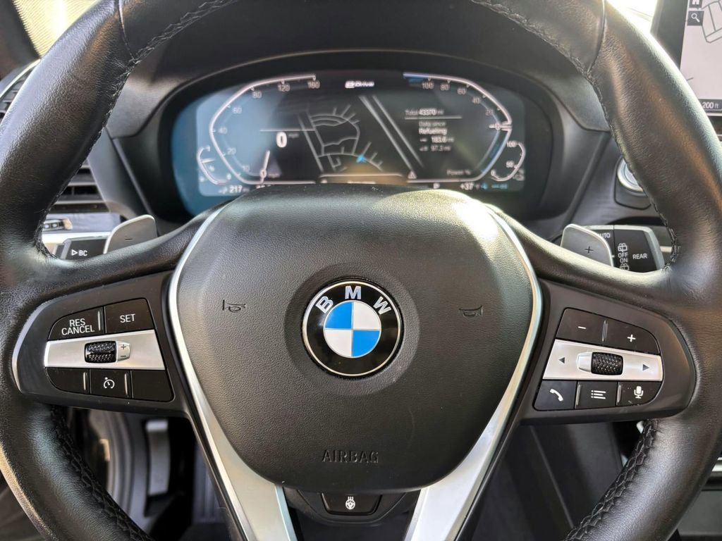Used 2020 BMW X3 xDrive30e w/ Executive Package image 16