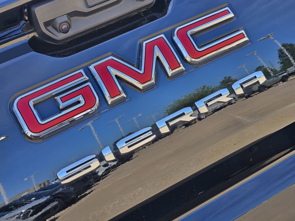 Used 2026 GMC Sierra 1500 Pro w/ Graphite Edition image 15