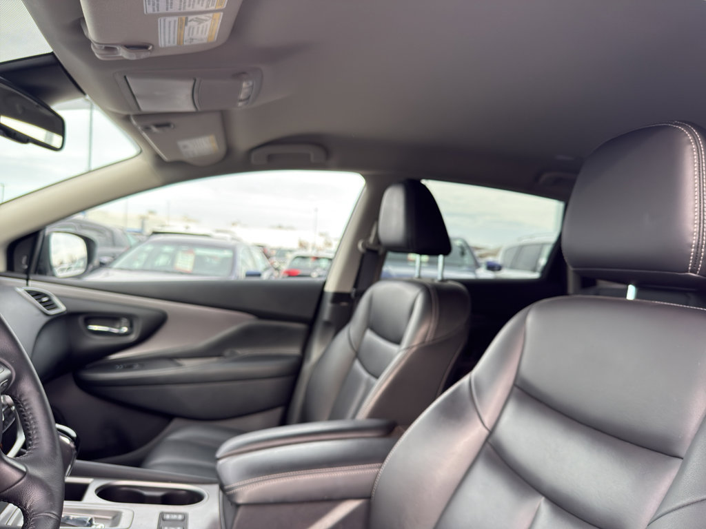 Certified 2024 Nissan Murano SV w/ SV Midnight Edition Package image 26