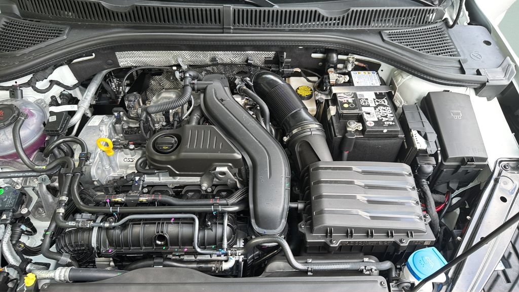 New 2026 Volkswagen Jetta SE FWD image 31