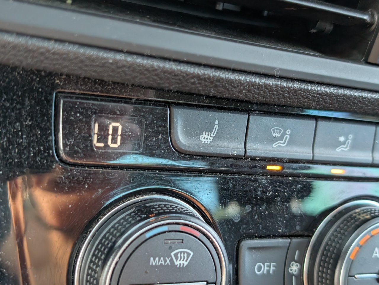 Used 2019 Volkswagen Jetta SE FWD image 13