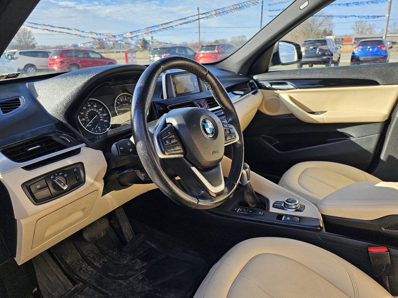 Used 2017 BMW X1 xDrive28i image 6