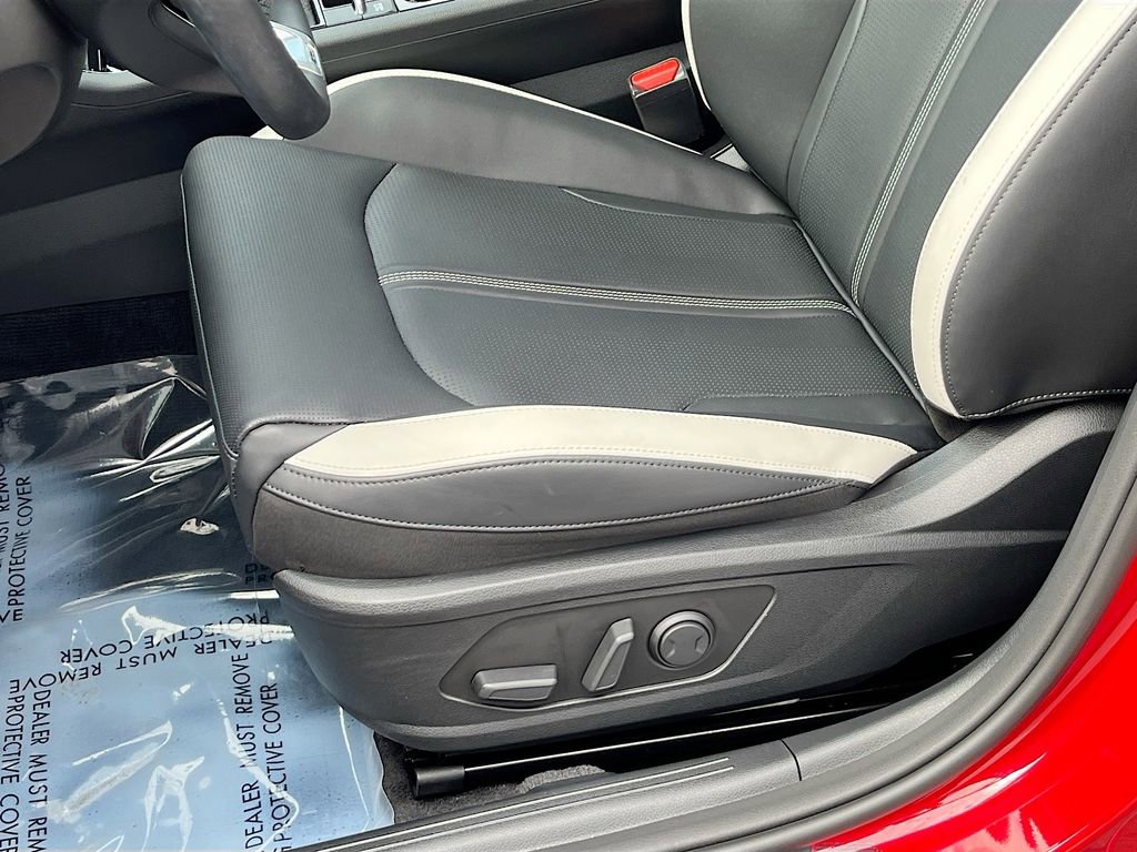 Certified 2025 Kia K5 GT-Line w/ GT-Line Premium Package FWD image 13