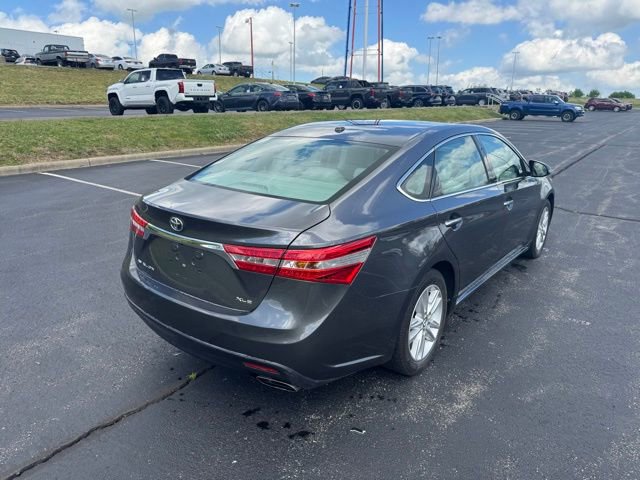 Used 2015 Toyota Avalon XLE Premium FWD image 3