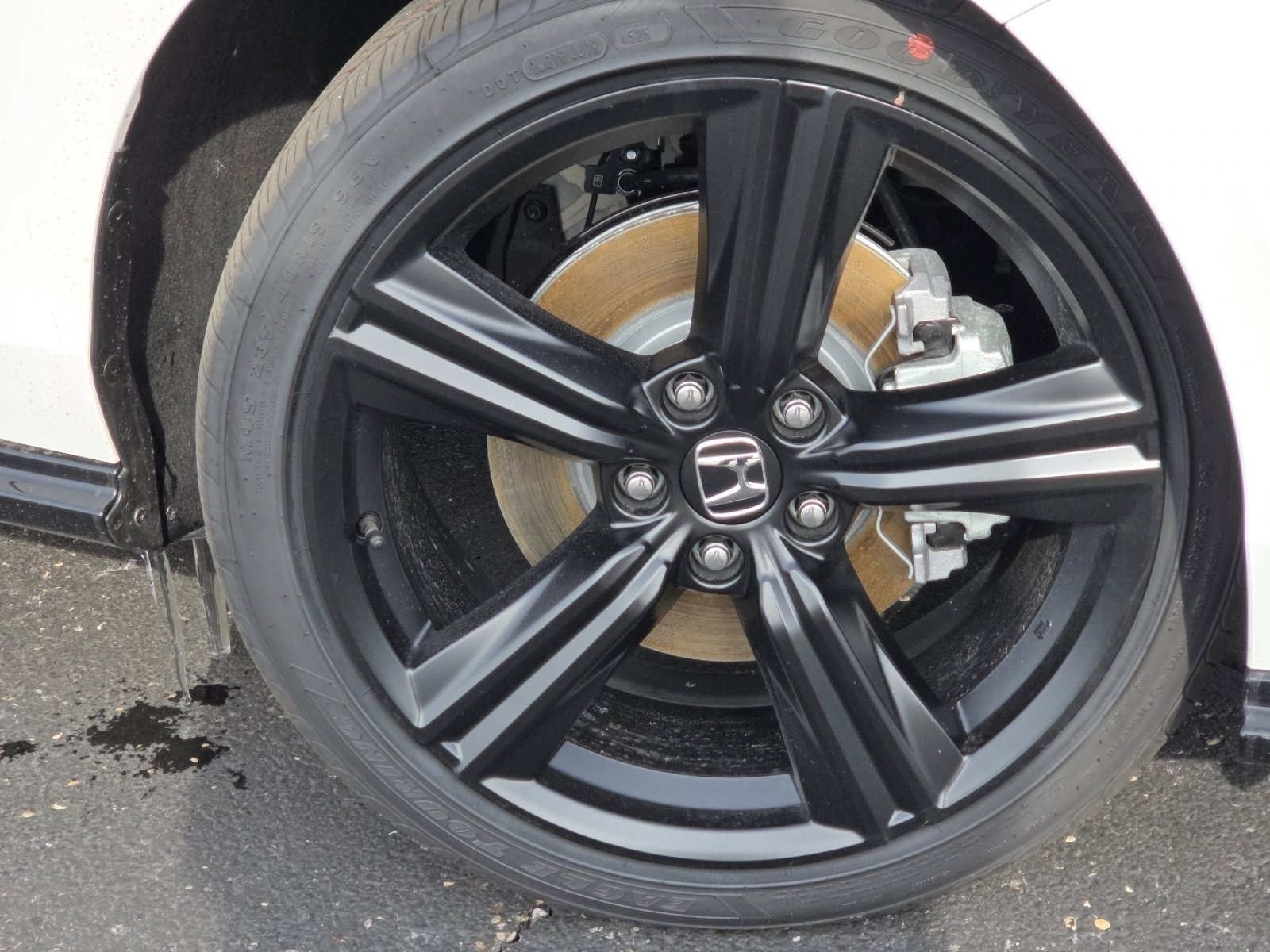 New 2026 Honda Accord Sport image 9