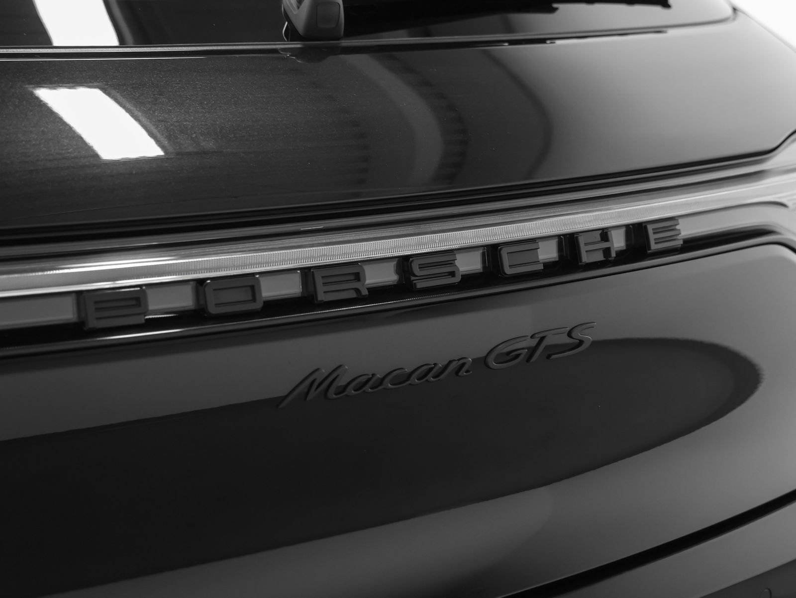 Certified 2023 Porsche Macan GTS image 22