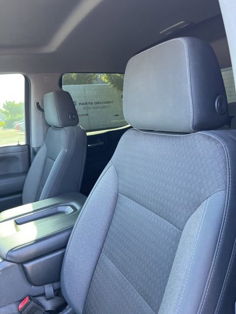Used 2019 Chevrolet Silverado 1500 LT w/ All-Star Edition AWD/4WD image 11