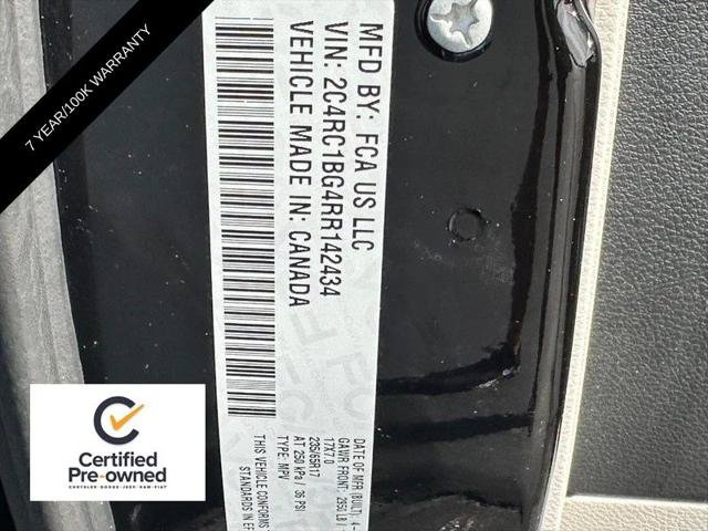Certified 2024 Chrysler Pacifica Touring-L FWD image 25