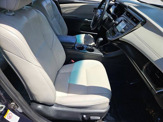 Used 2017 Toyota Avalon XLE Premium w/ All Weather Liner Package FWD image 24