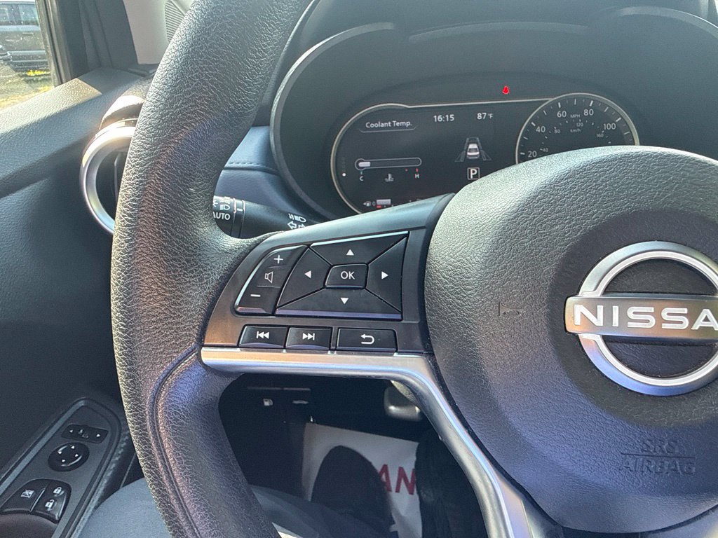 Used 2025 Nissan Versa SV FWD image 14