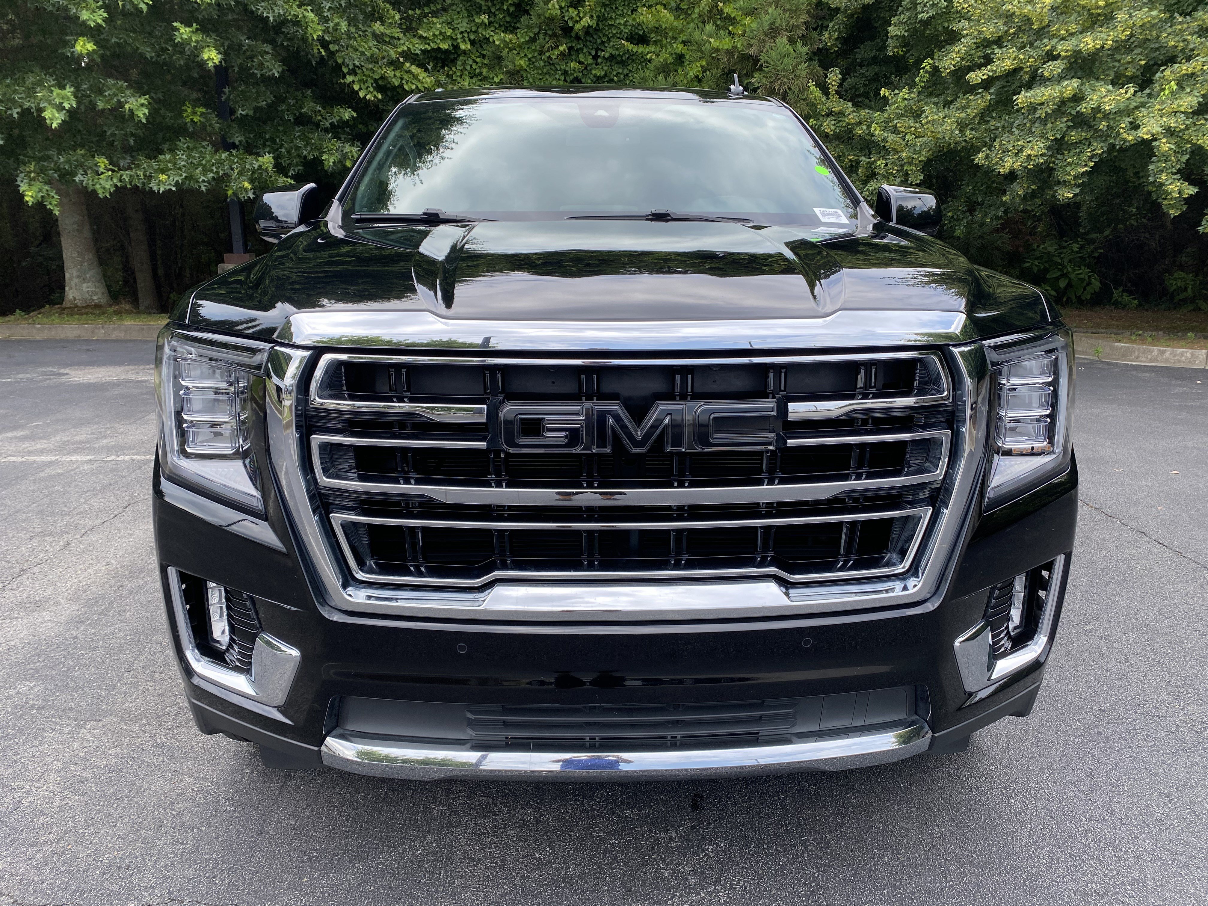 Used 2022 GMC Yukon SLT RWD image 3