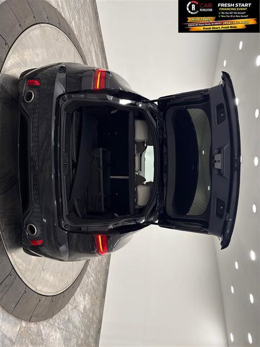 Used 2020 Jaguar E-PACE R-Dynamic S image 39