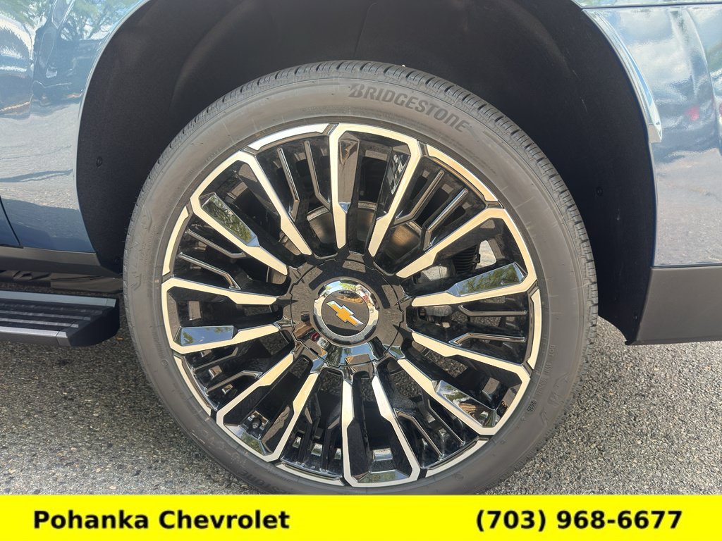 New 2026 Chevrolet Suburban High Country AWD/4WD image 34