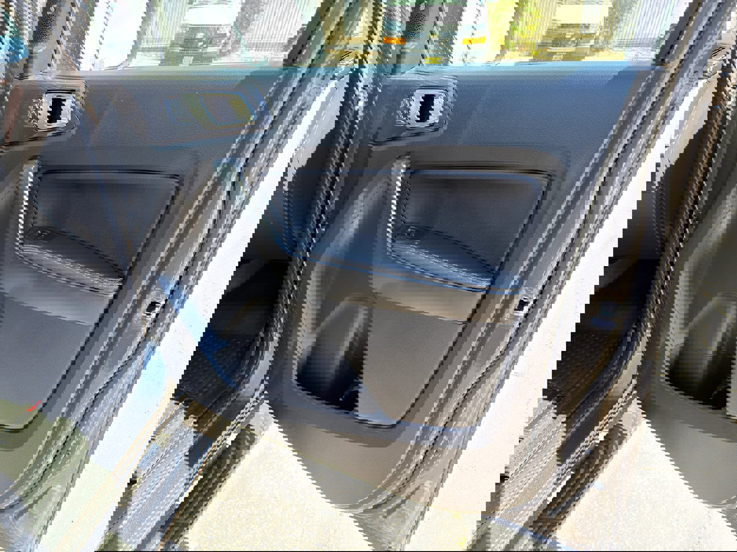 Used 2019 Ford Ranger Lariat w/ Equipment Group 501A Mid image 11