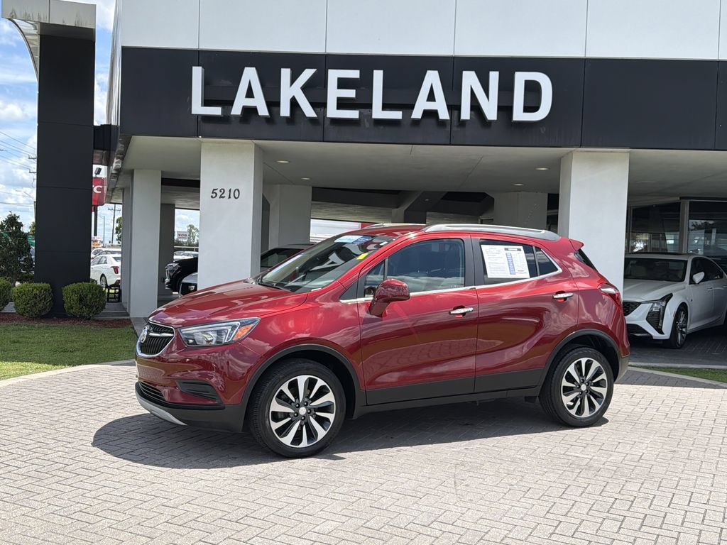 Used 2021 Buick Encore Preferred AWD/4WD image 2