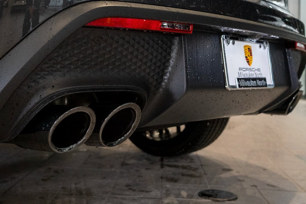 New 2026 Porsche Macan image 12