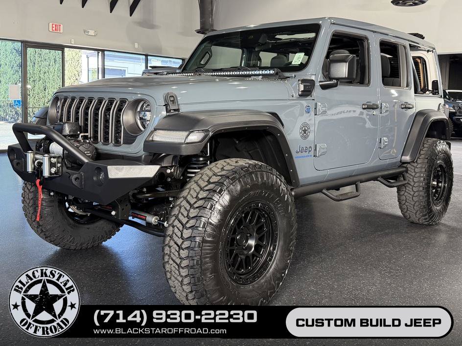 Used 2024 Jeep Wrangler Unlimited w/ Convenience Group AWD/4WD image 3