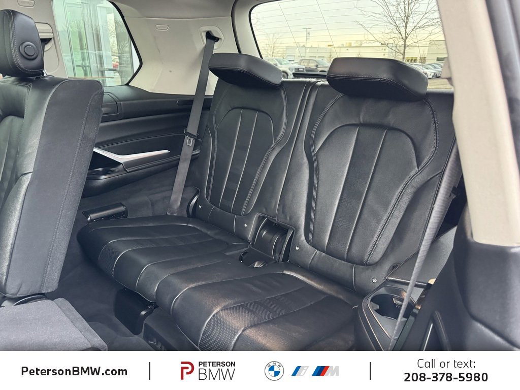 Used 2022 BMW X7 xDrive40i w/ Premium Package image 21