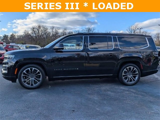 Used 2023 Jeep Grand Wagoneer L Series III w/ HD Trailer Tow Package image 9