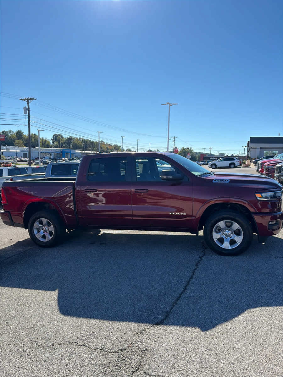 Used 2025 RAM 1500 Big Horn AWD/4WD image 17