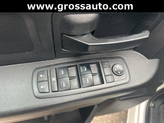 Used 2017 RAM 1500 Express image 10