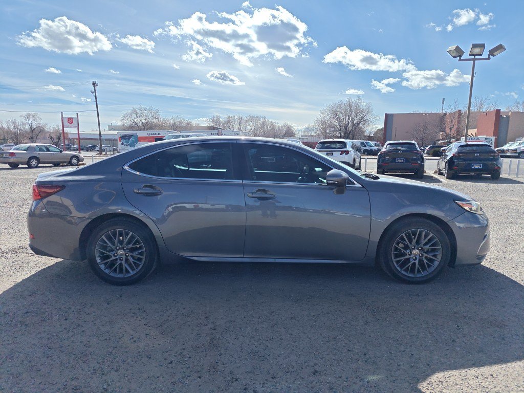 Used 2018 Lexus ES 350 image 4