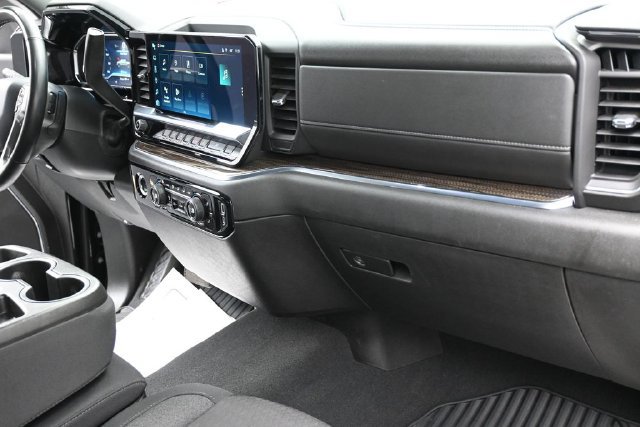Used 2023 Chevrolet Silverado 1500 LT AWD/4WD image 33