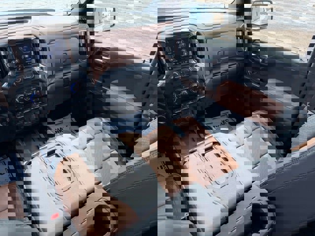 Used 2021 Chevrolet Silverado 1500 High Country w/ Technology Package image 22