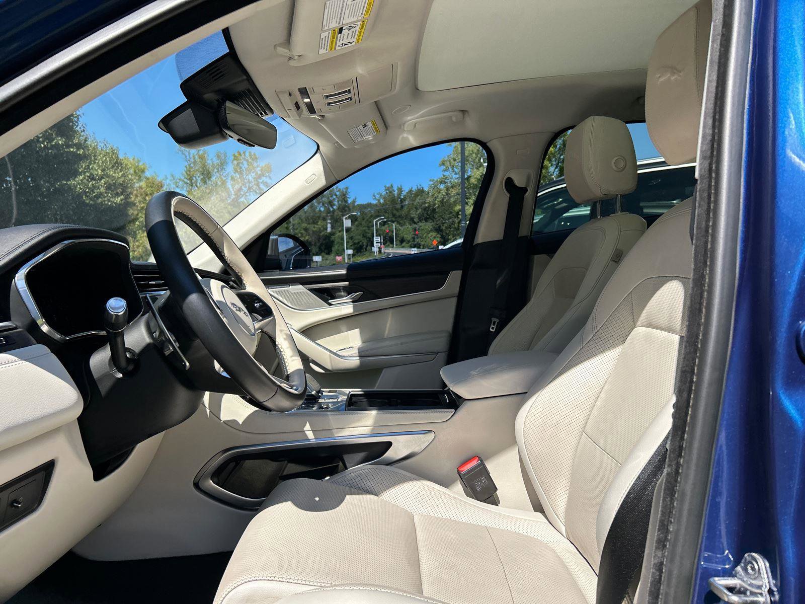 Used 2021 Jaguar F-PACE S image 9