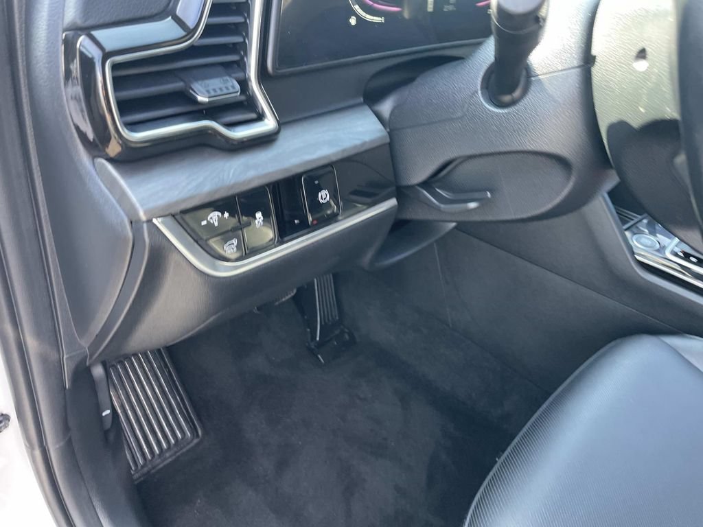 Used 2024 Kia Sportage X-Line w/ X-Line Premium Package AWD/4WD image 22
