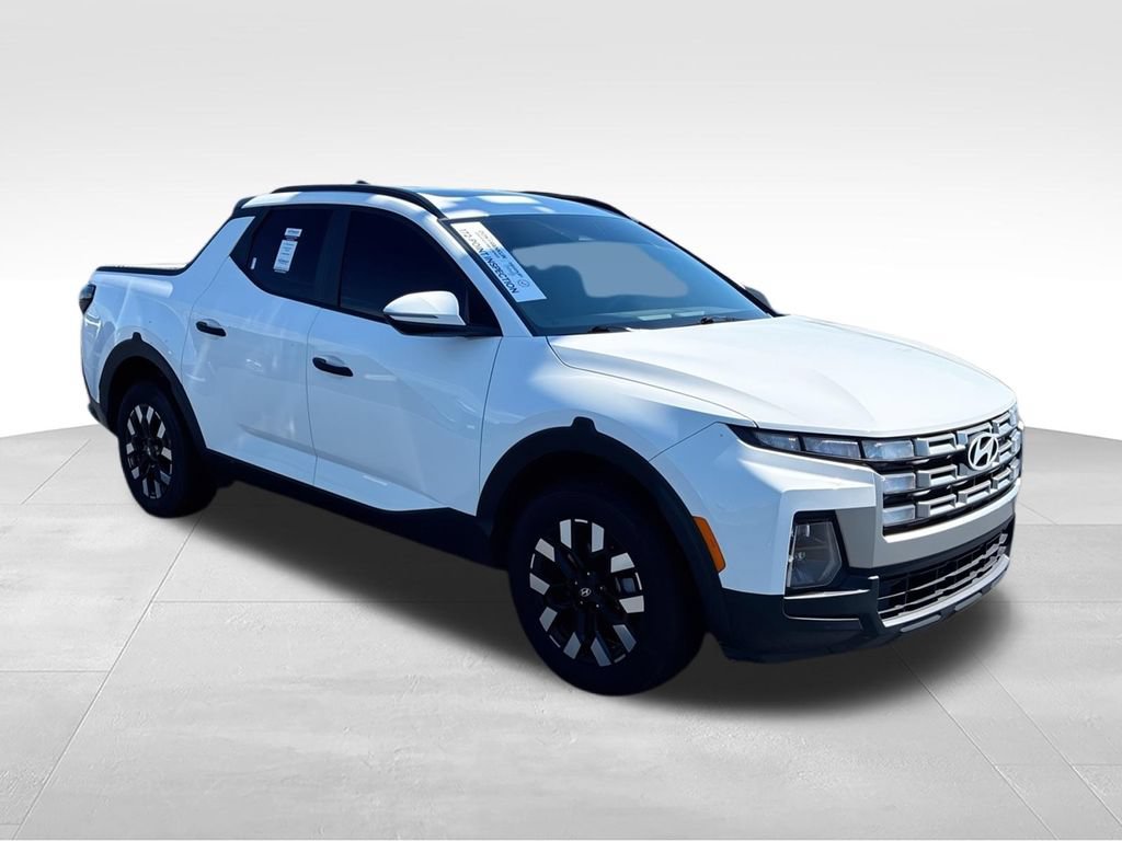 Used 2025 Hyundai Santa Cruz SEL AWD/4WD image 2