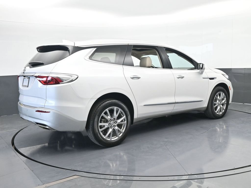 Used 2024 Buick Enclave Essence w/ Experience Buick Package image 6