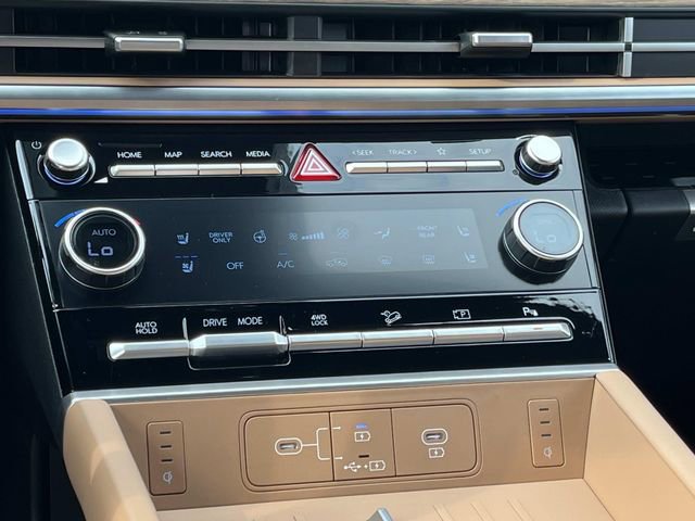 New 2026 Hyundai Santa Fe Calligraphy AWD/4WD image 17