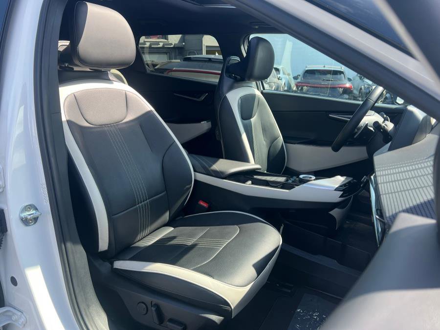 Used 2023 Kia EV6 GT-Line image 34