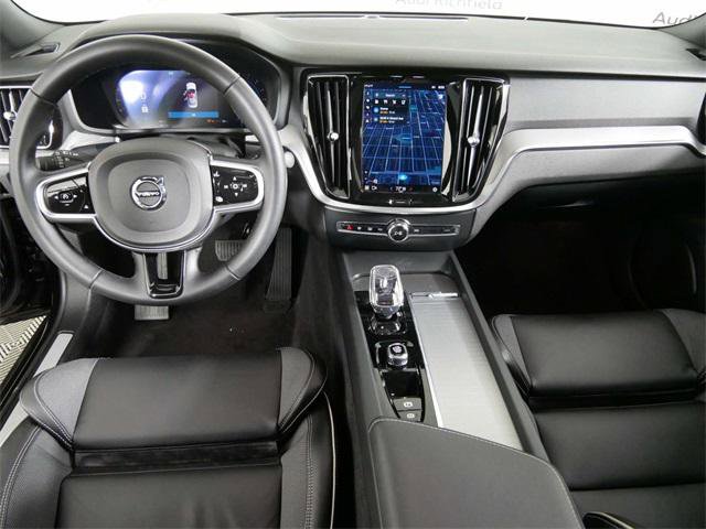 Used 2024 Volvo S60 B5 Plus image 15