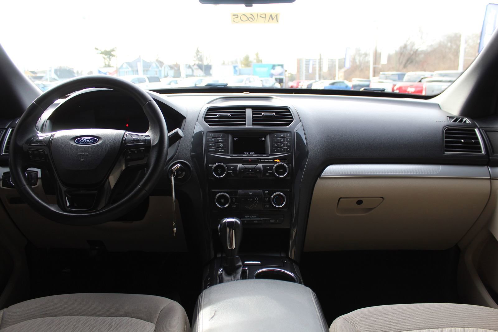 Used 2019 Ford Explorer 4WD w/ Class III Trailer Tow Package image 10