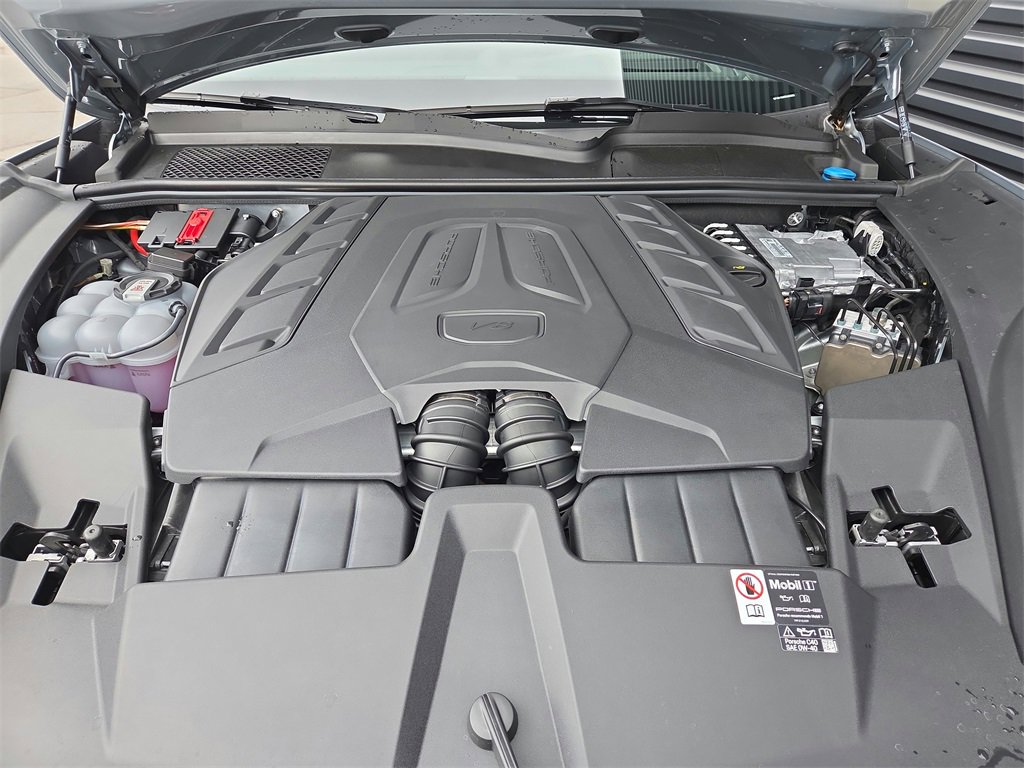 New 2026 Porsche Cayenne S image 32