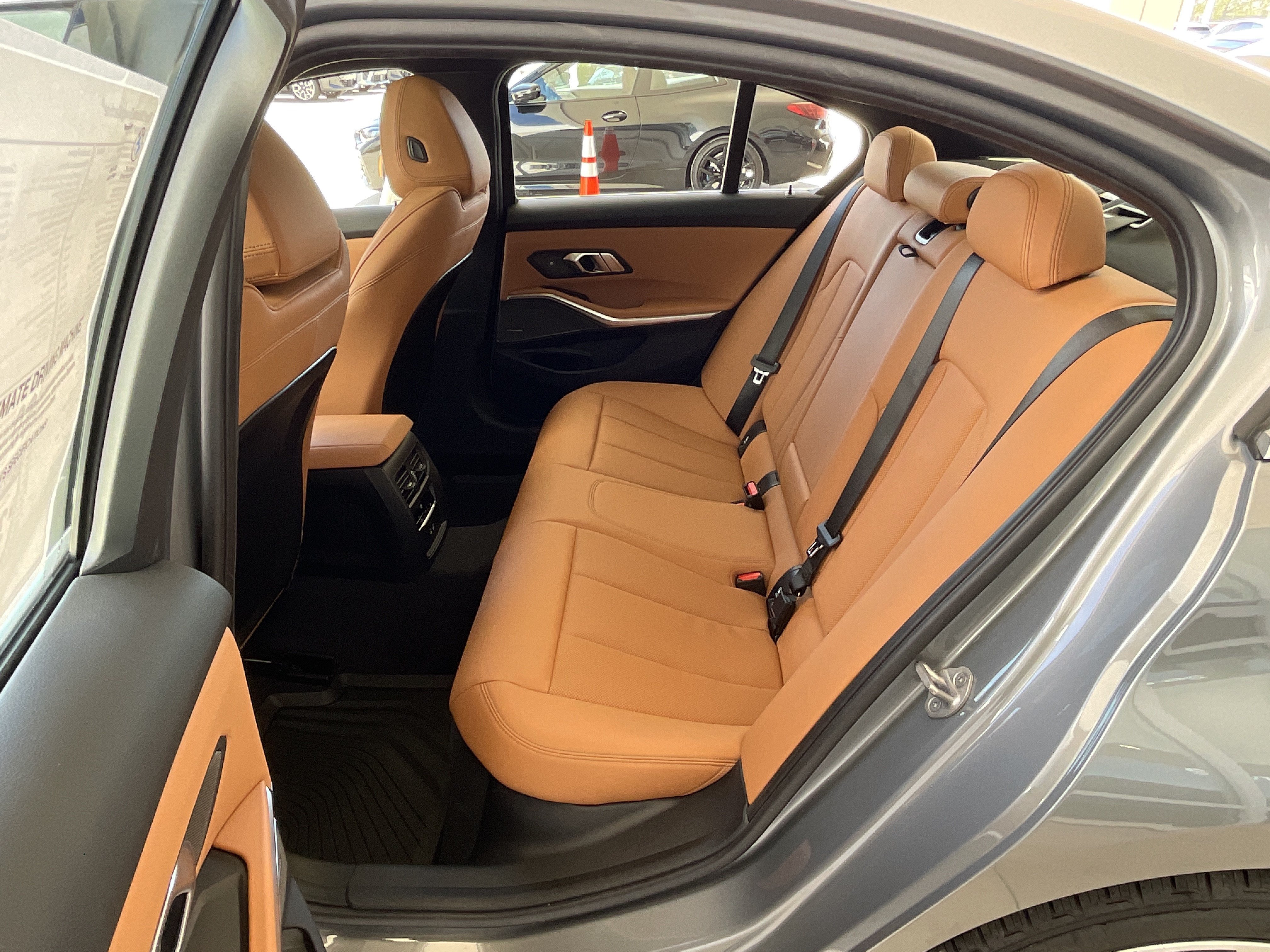 Used 2026 BMW 330i Sedan w/ Premium Package RWD image 25