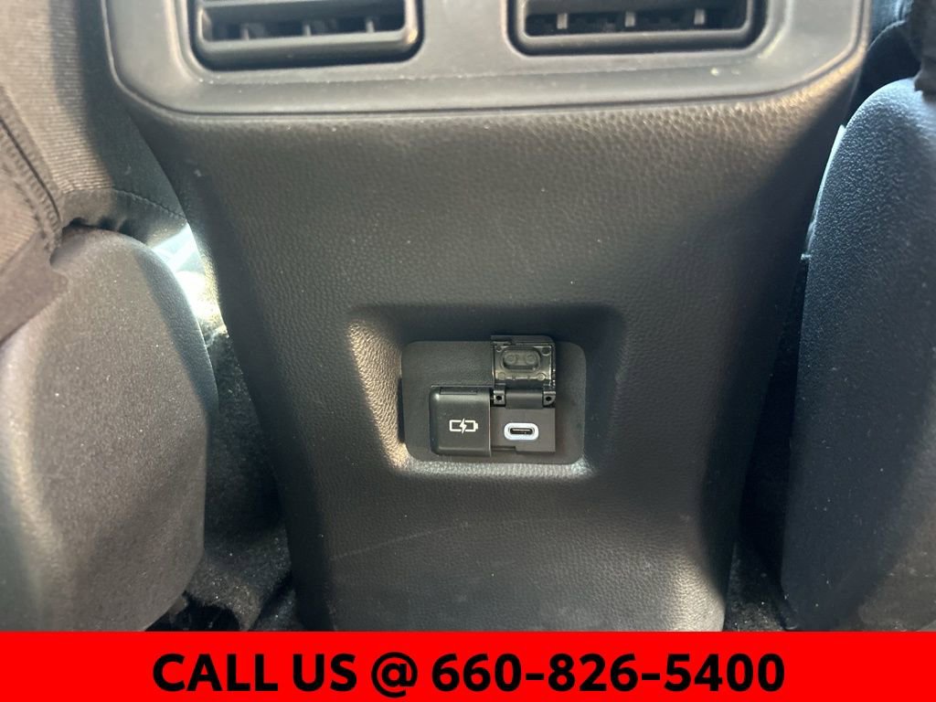 Used 2025 Toyota RAV4 XLE image 7