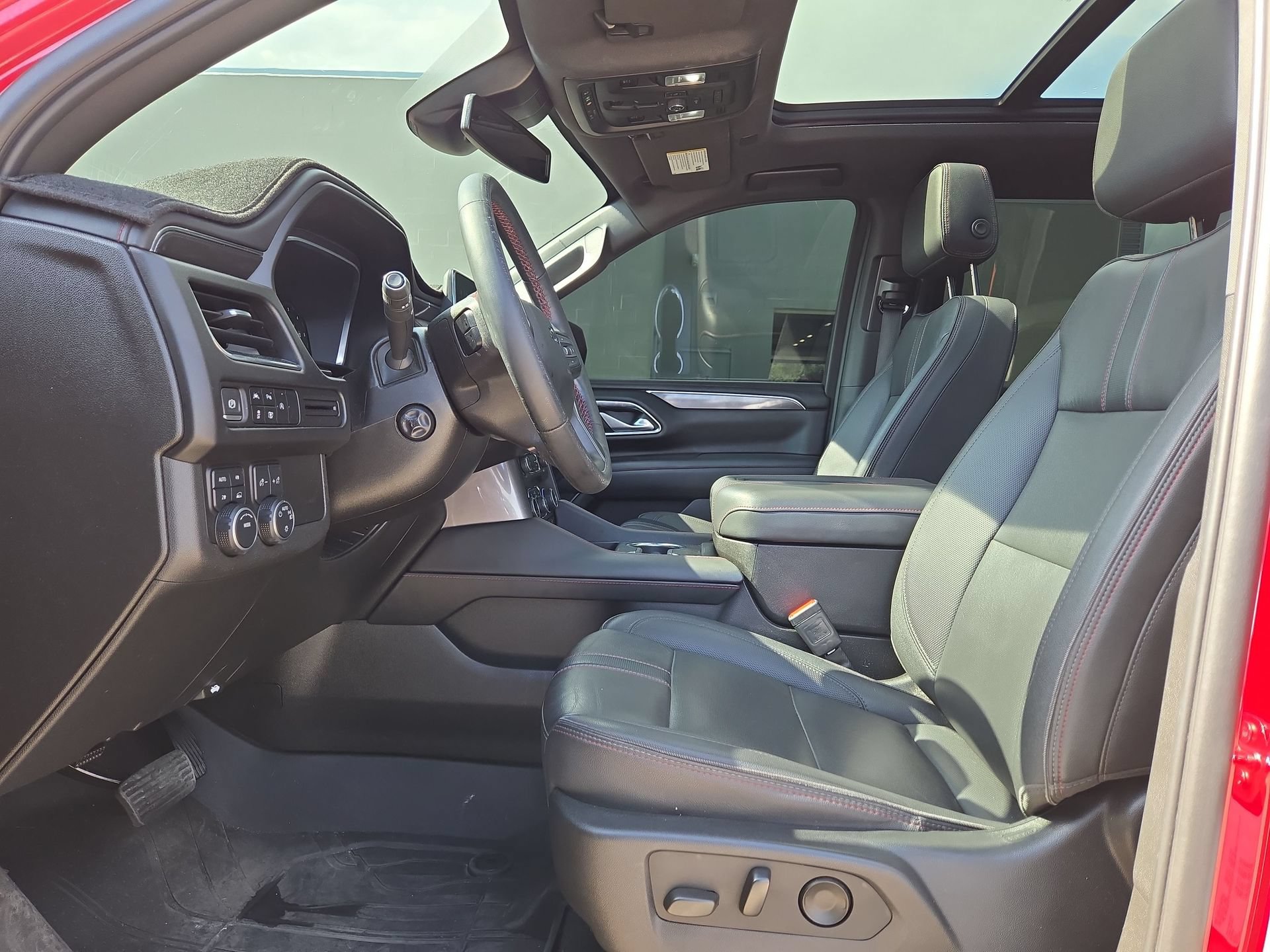 Used 2023 Chevrolet Tahoe RST w/ Luxury Package AWD/4WD image 16