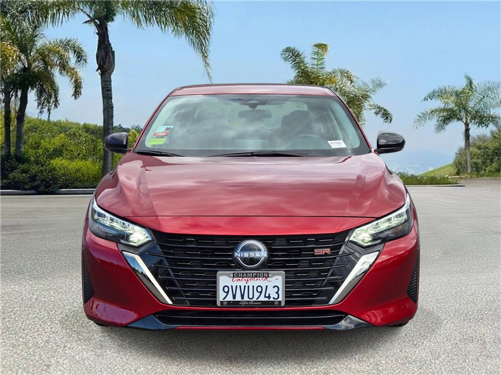 Used 2025 Nissan Sentra SR FWD image 3