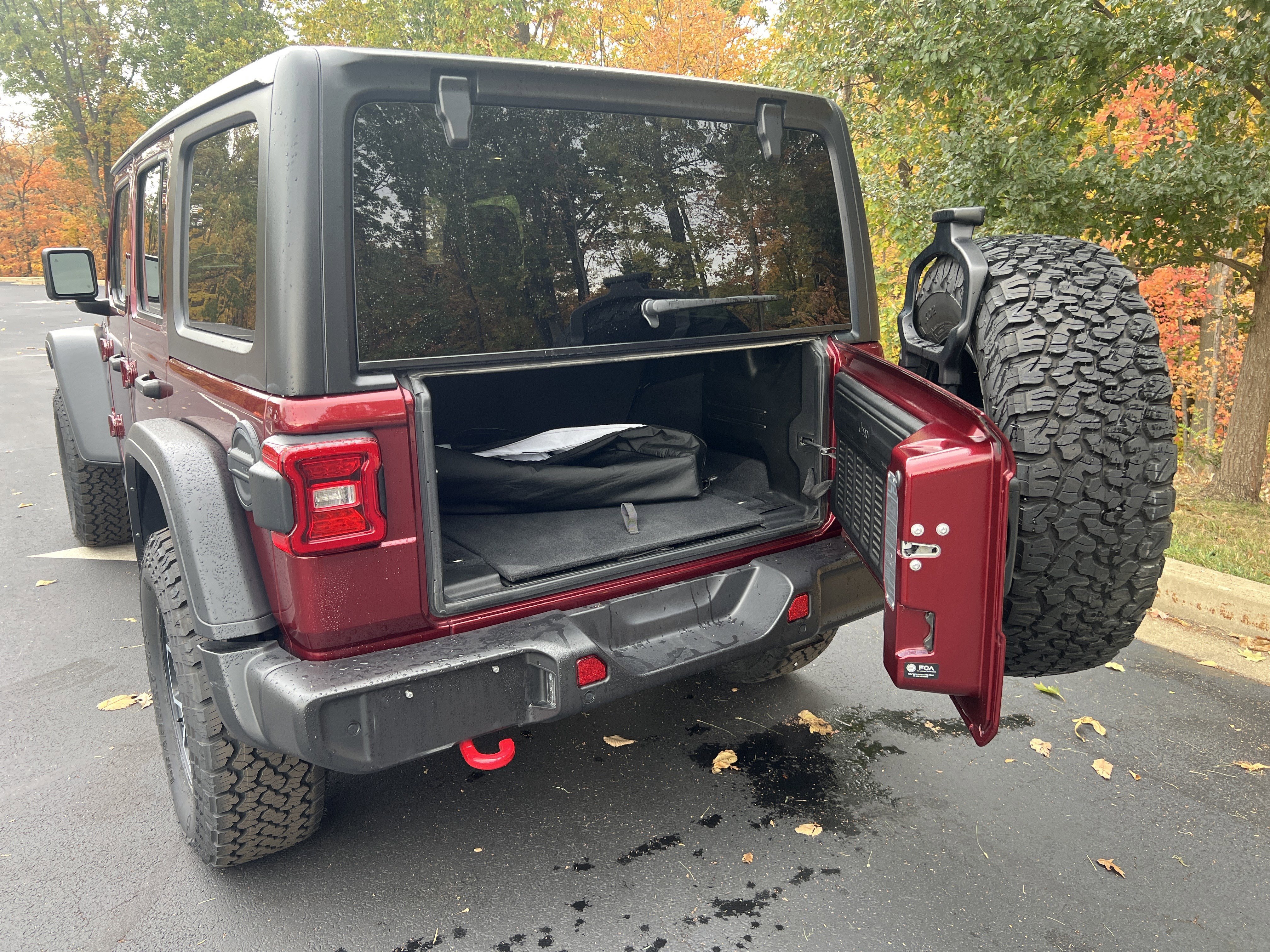 Used 2021 Jeep Wrangler Unlimited Rubicon w/ Safety Group image 30