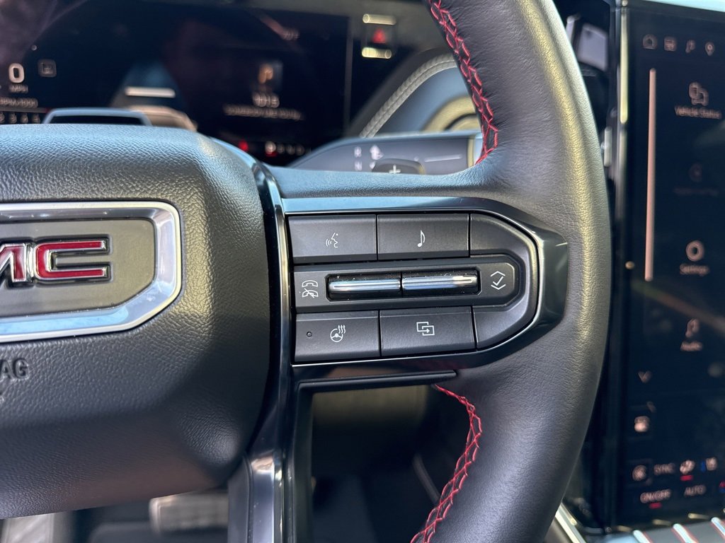 Used 2025 GMC Yukon AT4 Ultimate image 29