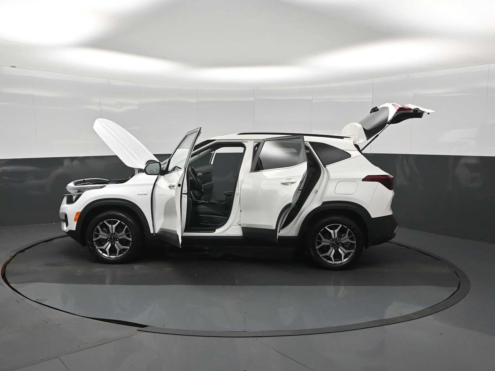 Used 2023 Kia Seltos EX AWD/4WD image 29