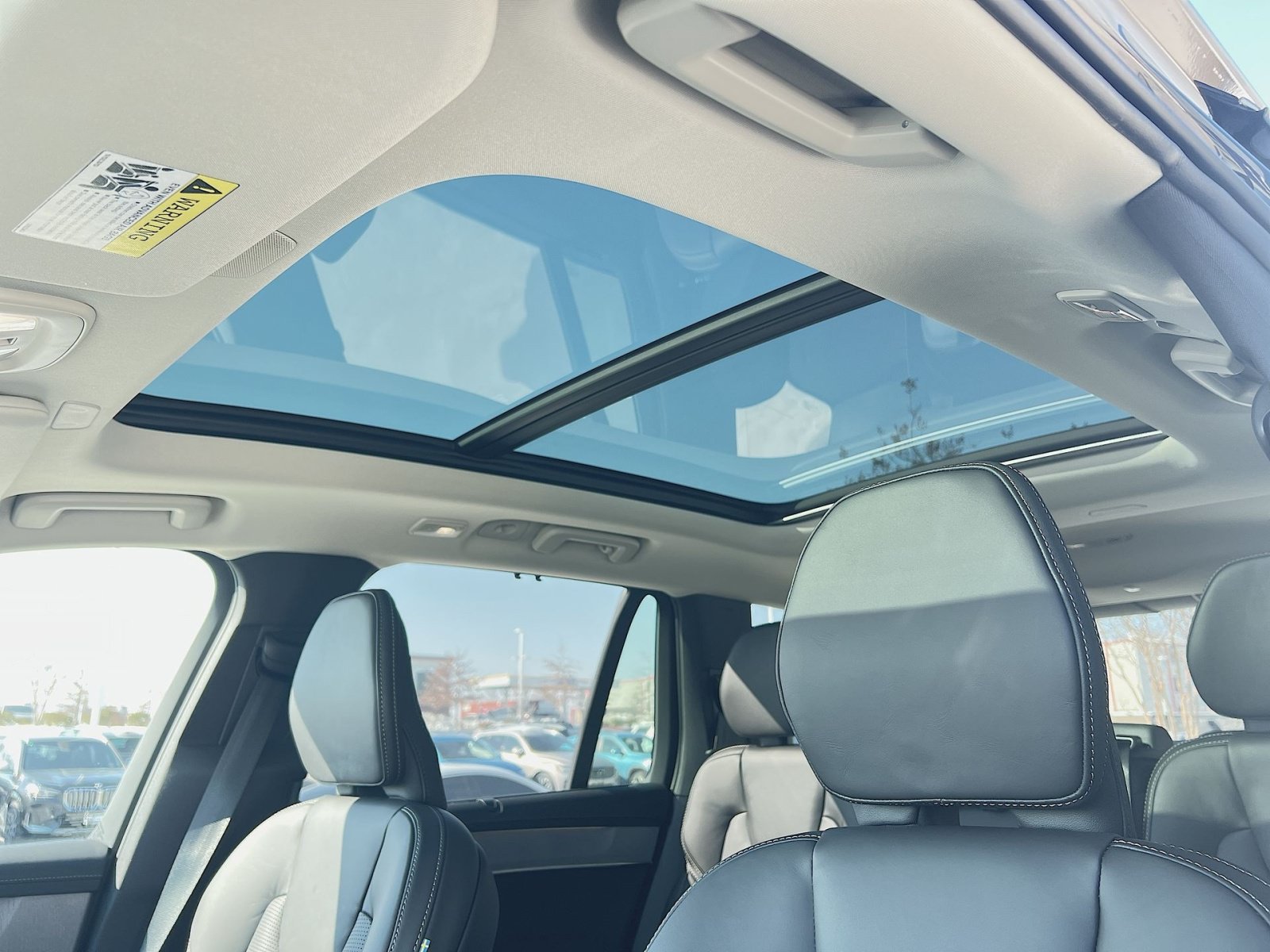 New 2026 Volvo XC90 B6 Ultra w/ Protection Package Premier AWD/4WD image 32
