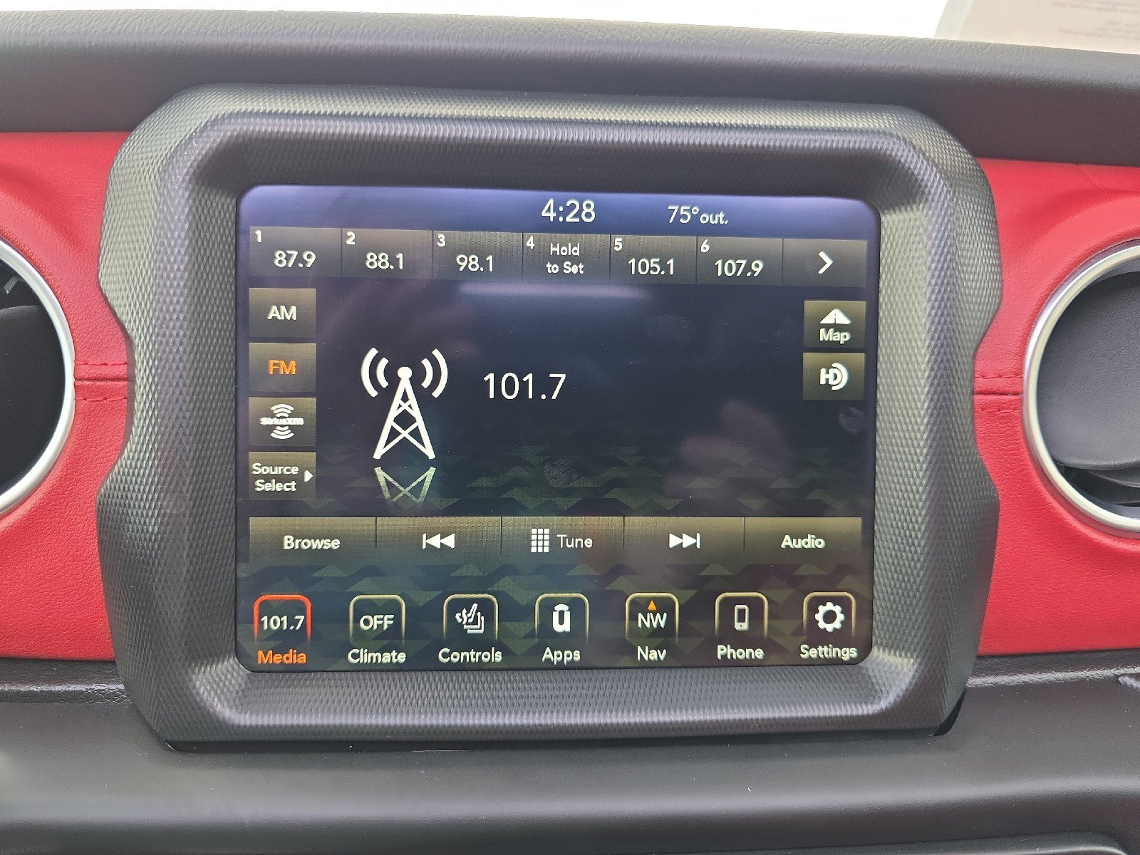 Used 2023 Jeep Wrangler Unlimited Rubicon 392 AWD/4WD image 39