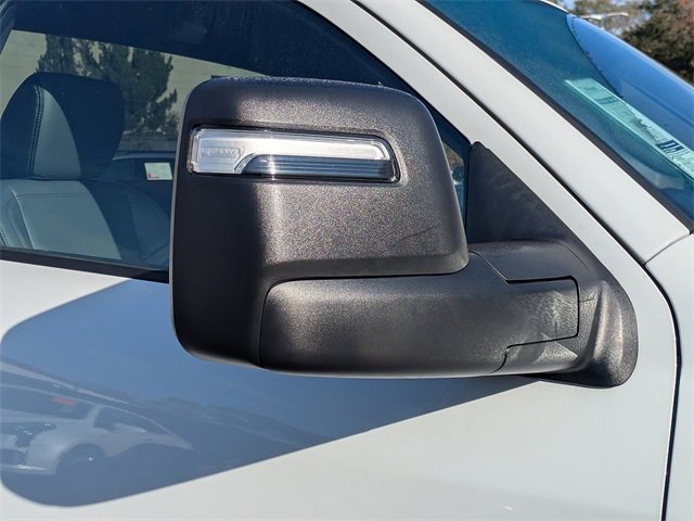 Used 2024 RAM 2500 Tradesman w/ Chrome Appearance Group image 11