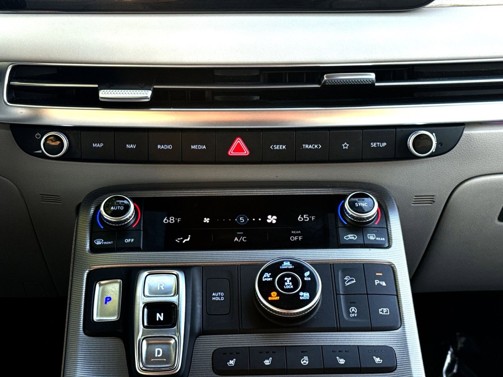 Used 2023 Hyundai Palisade Calligraphy AWD/4WD image 21