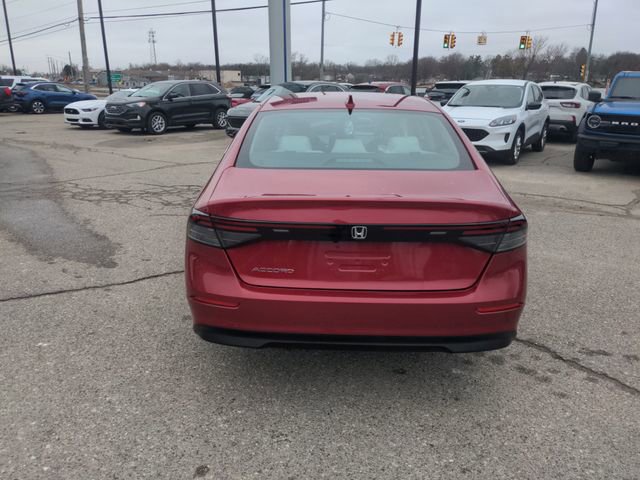 Used 2023 Honda Accord EX image 4