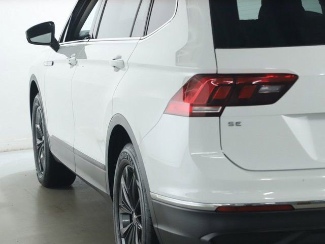 Used 2024 Volkswagen Tiguan SE FWD image 44